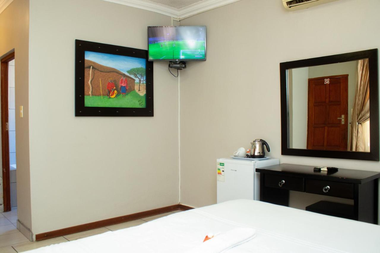 Masai Lodge 폴로콰네 외부 사진